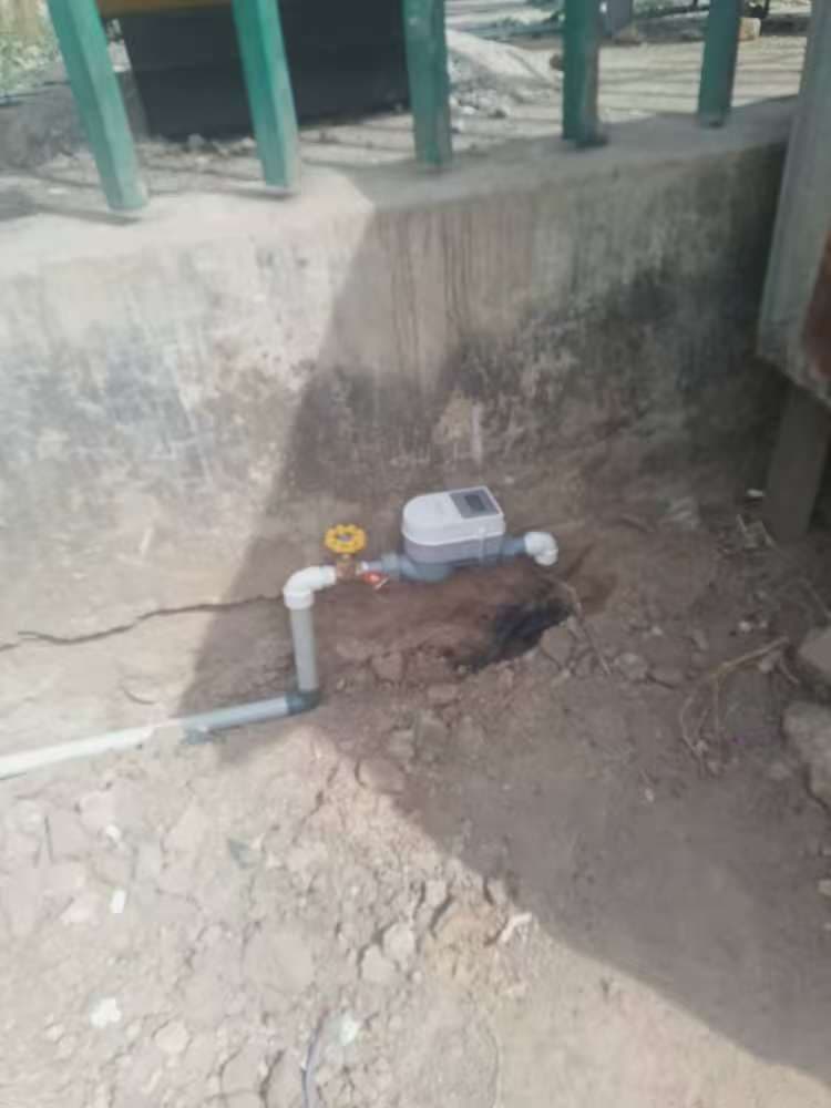 Compound wall installation